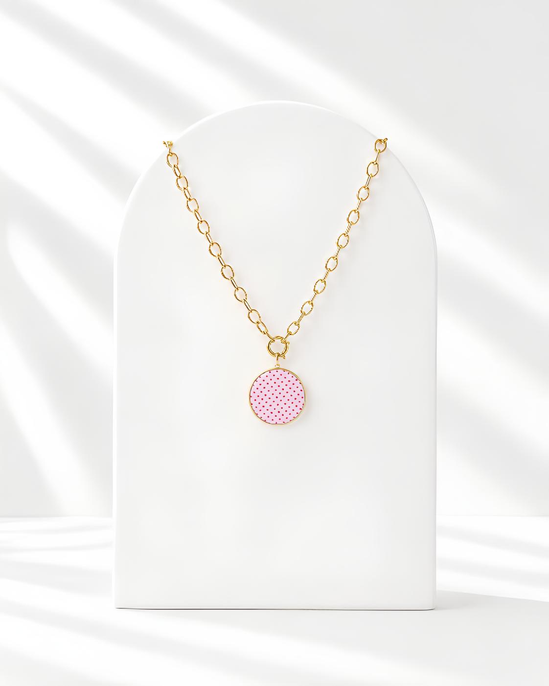 Collier maille épaisse – Collection charm's
(vendu sans la caps)