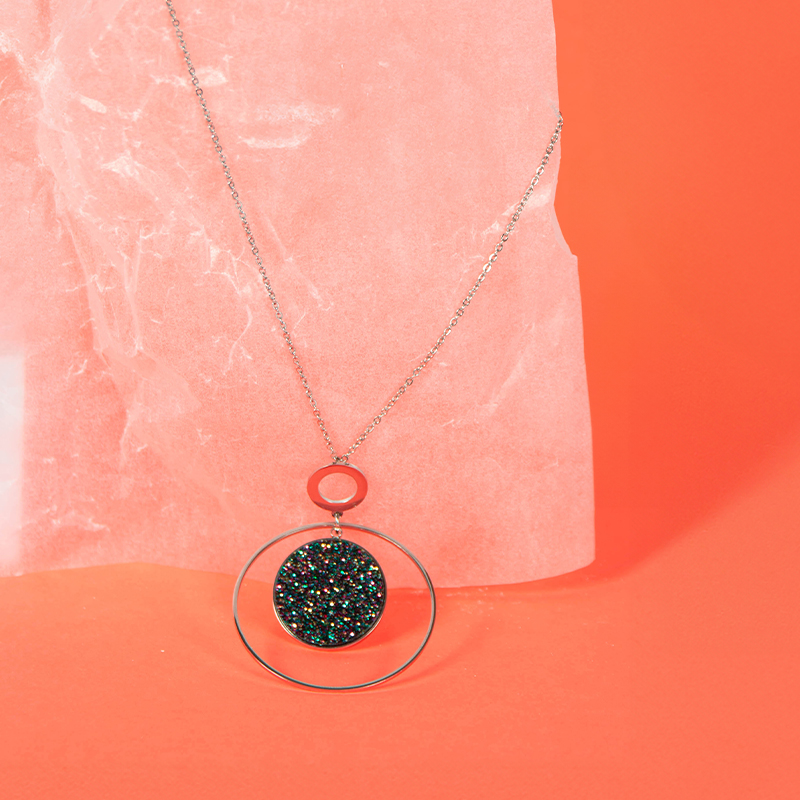 Collier cerclé - collection après minuit