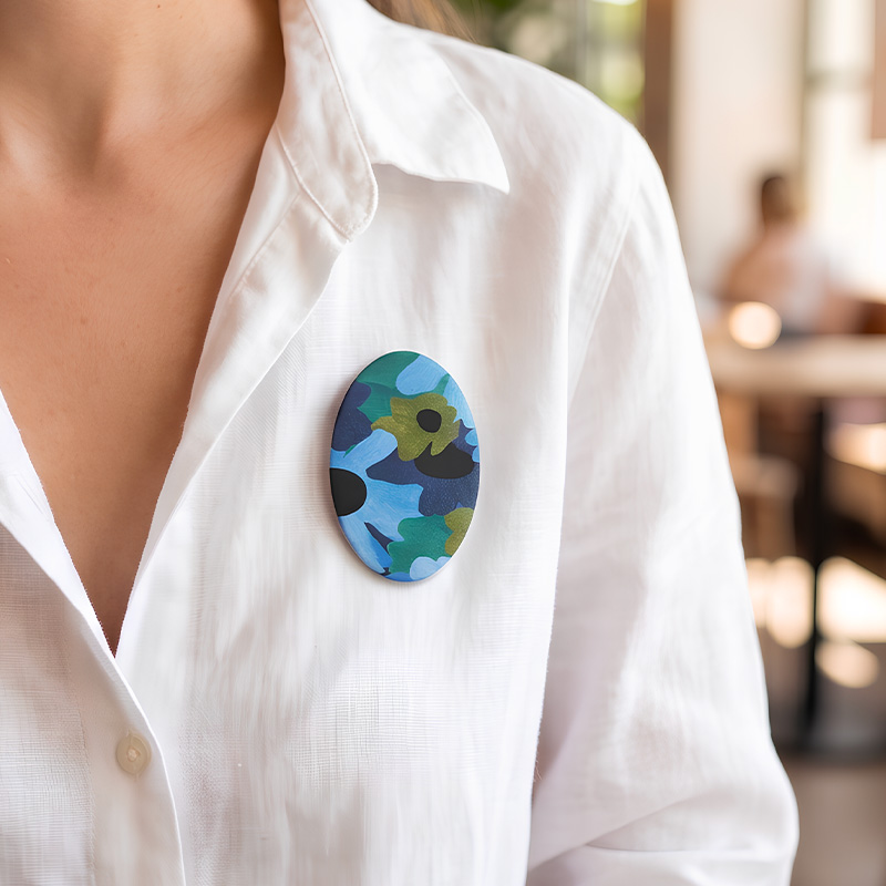 Broche ovale