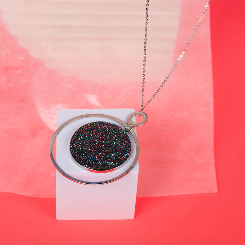 Collier cerclé - collection après minuit